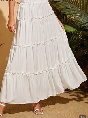 White Tiered Fully Lined Maxi Skirt - Women's Flowy Boho Summer Skirt Size L